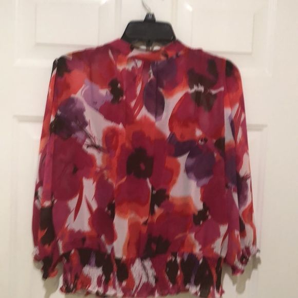 NWOT Ana Ladies Medium floral sheer top with tanks - Picture 7 of 9